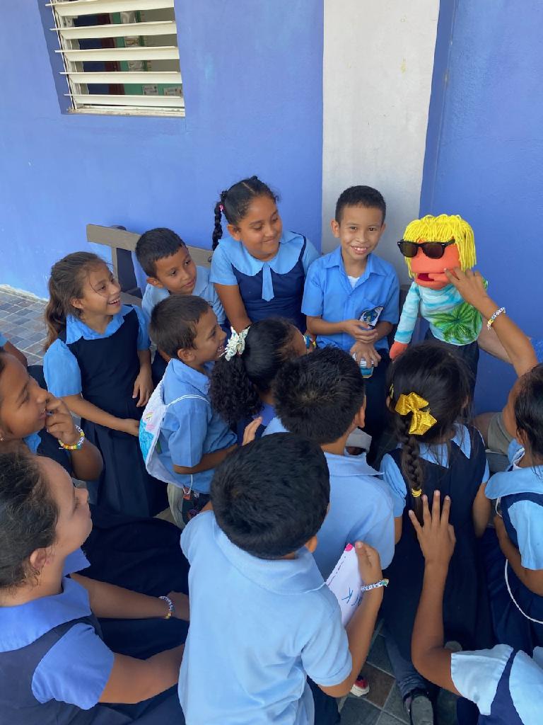 students with puppet